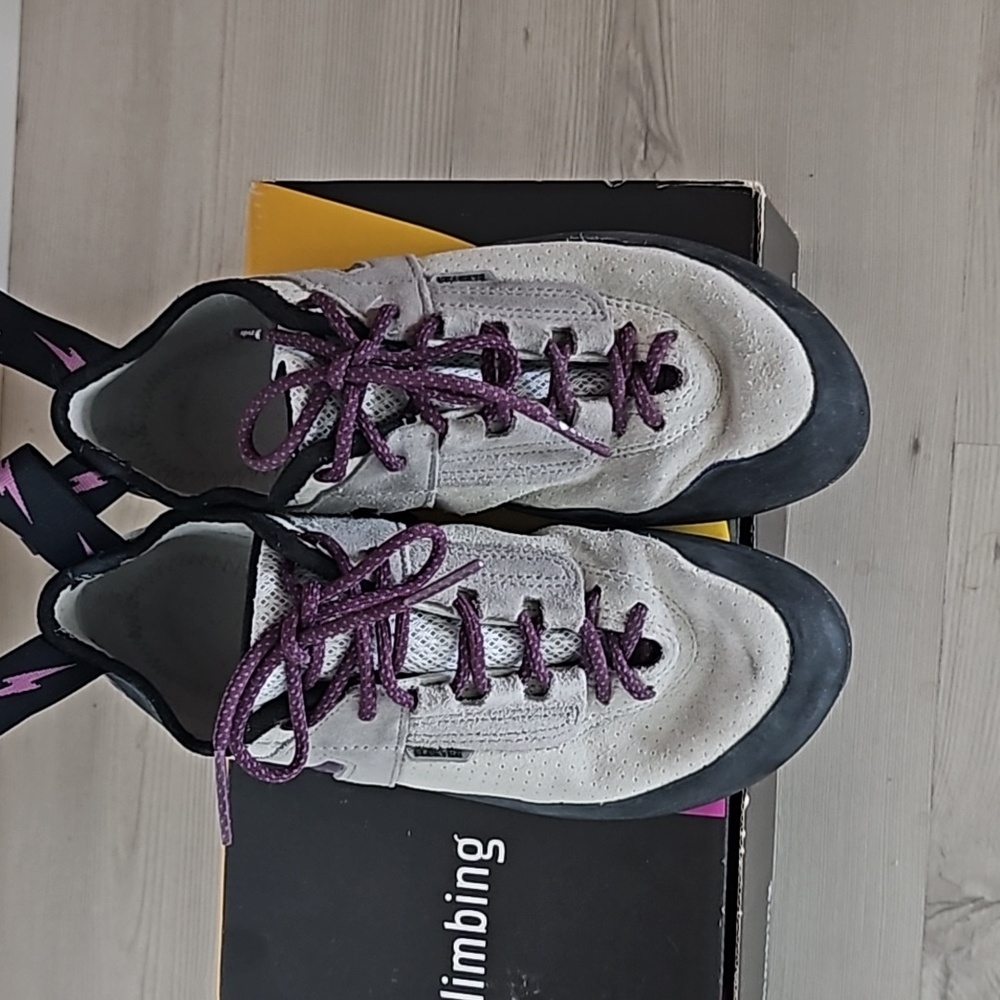 Evolv Elektra Lace Climbing Shoes US 7.5 38